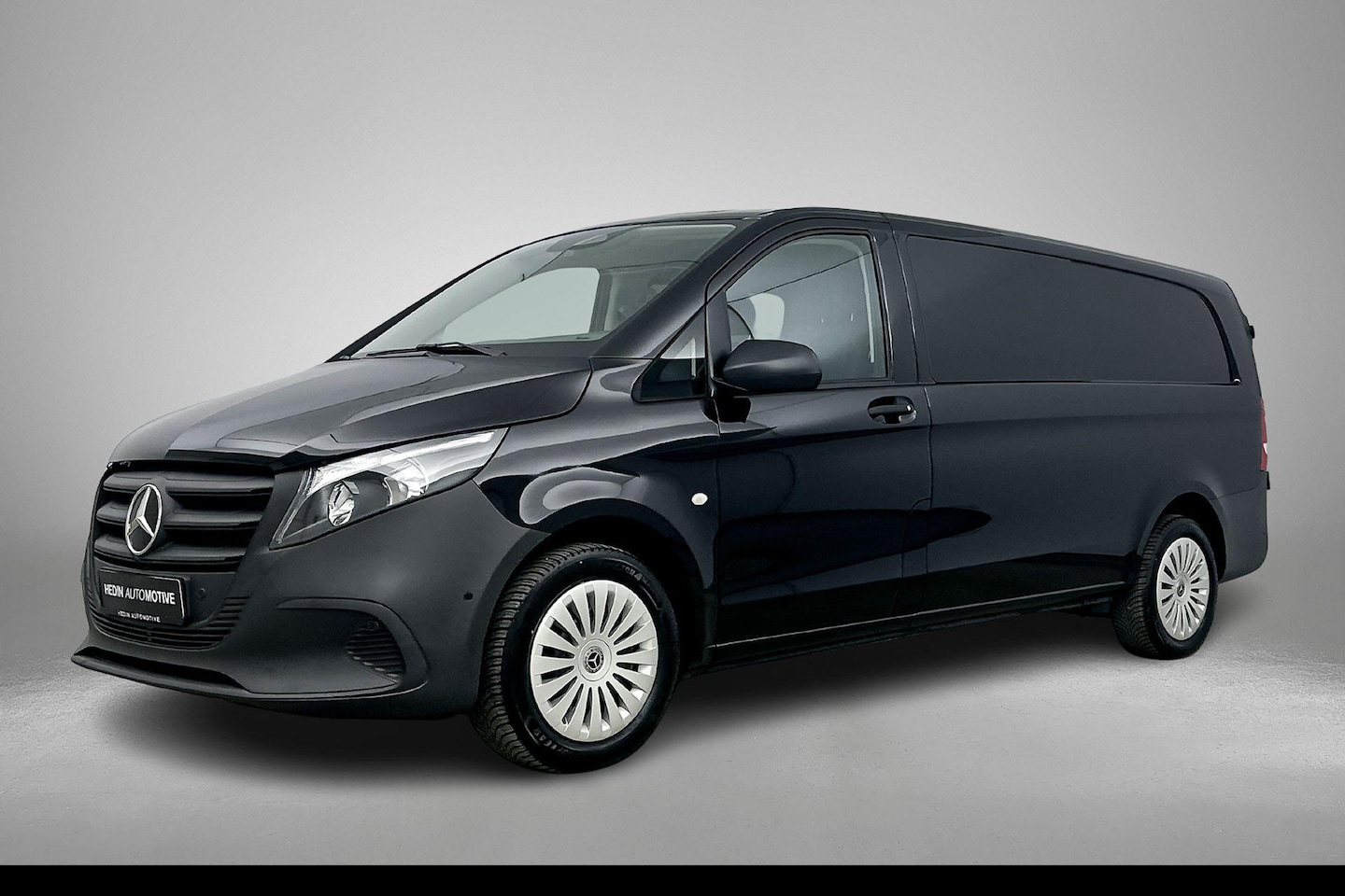 Mercedes-Benz Vito - 114 Diesel L3 Automaat Pro Dubbel Cabine | Trekhaak | Parkeerpakket met achteruitrijcamera - AutoWereld.nl