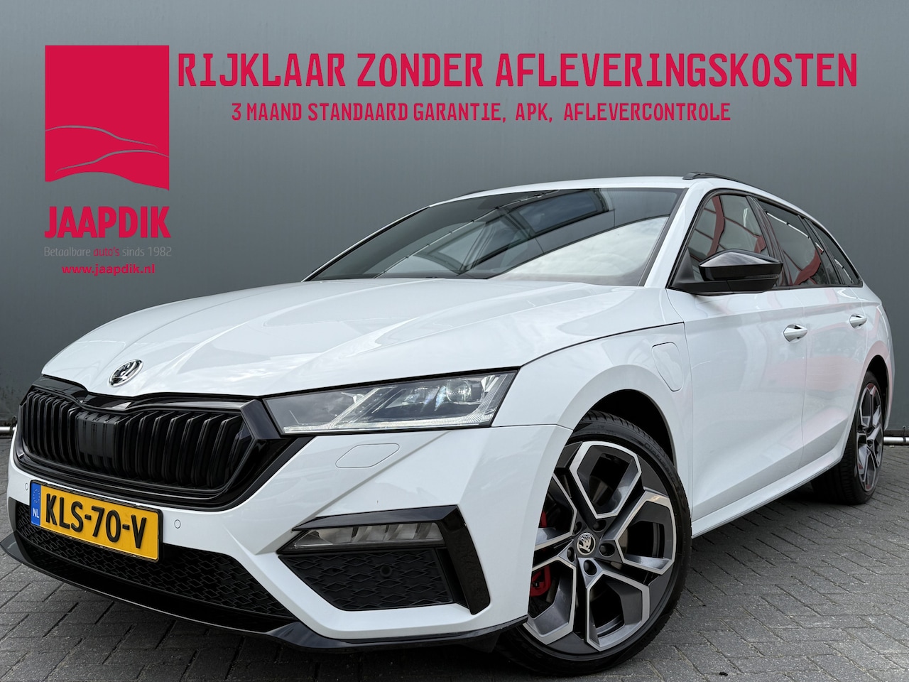 Skoda Octavia Combi - BWJ 2023 1.4 TSI iV PHEV 225PK Sportline Business FULL LED | HALF LEDER | ELEKTR. STOELEN - AutoWereld.nl