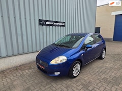 Fiat Grande Punto - 1.4 Edizione Prima komt met nieuwe apk