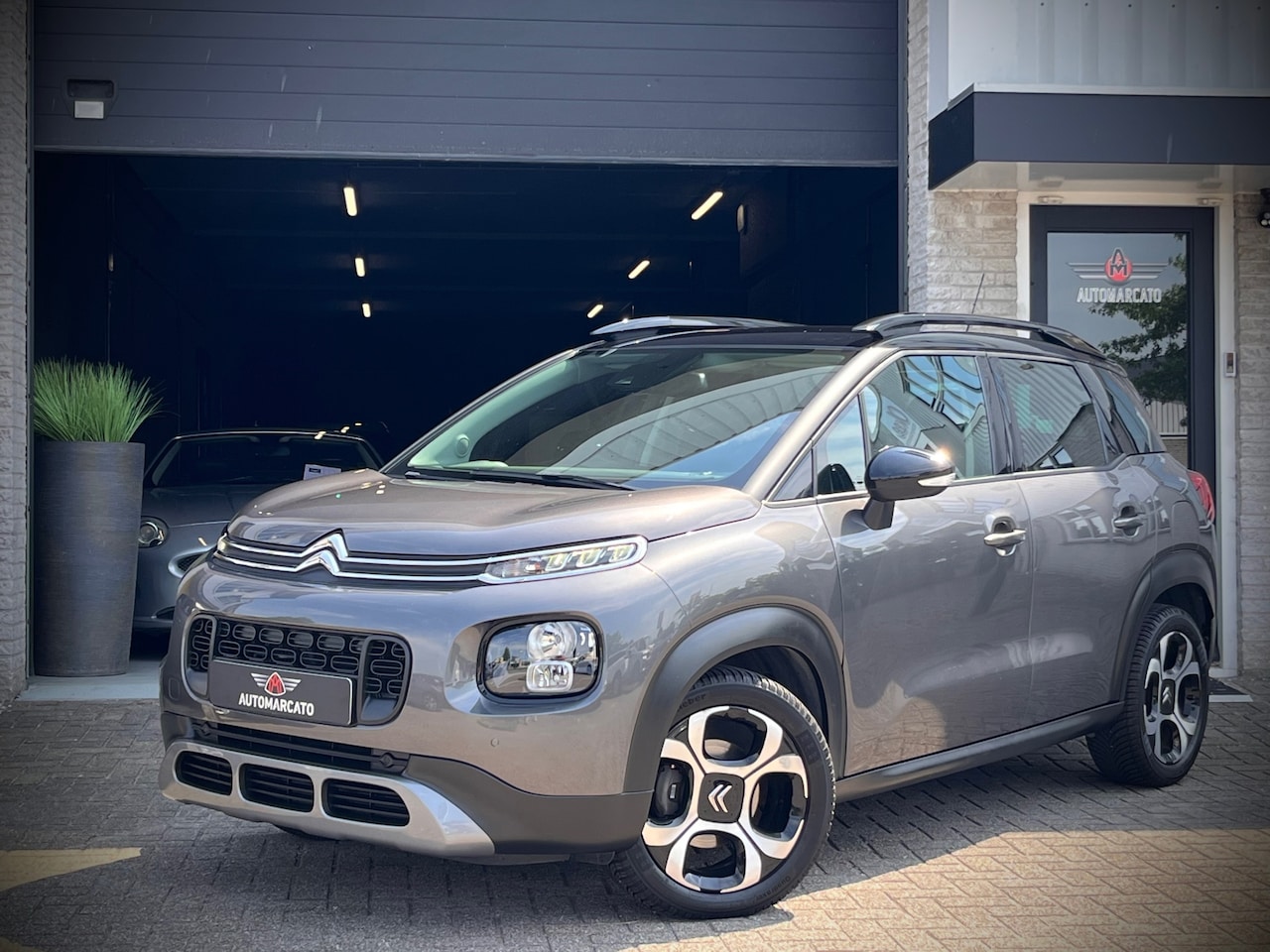 Citroën C3 Aircross - 1.2 PureTech S&S Shine | 17 Inch Sportwielen | Led | 360 camera | Navi | Cruise | Apple Ca - AutoWereld.nl