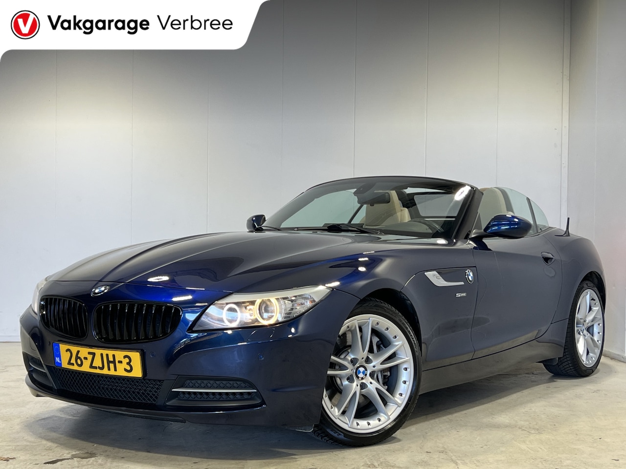 BMW Z4 Roadster - sDrive35i Executive | Youngtimer | 6 Cilinder | Voorstoelen Verwarmd | Lederen Bekleding | - AutoWereld.nl