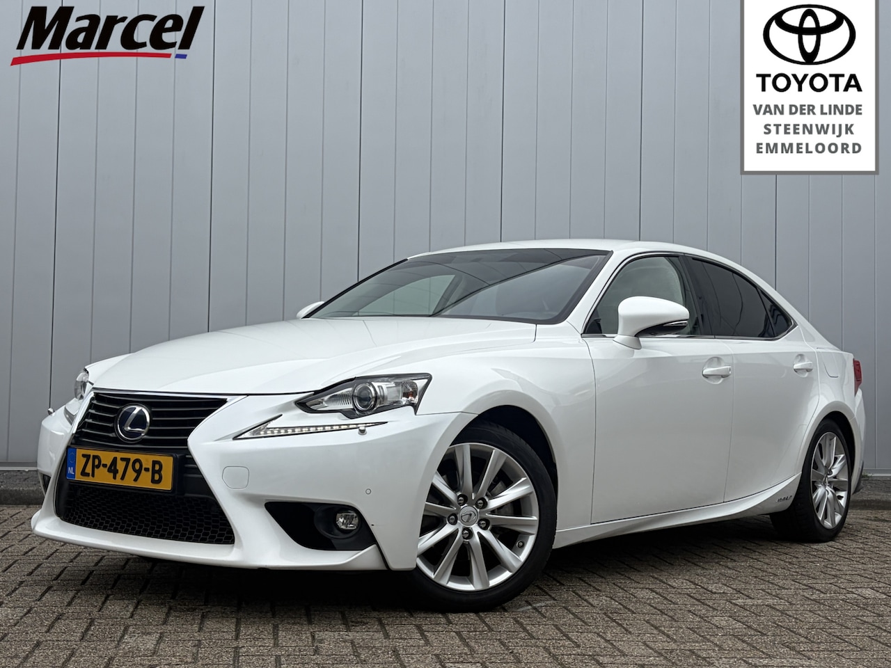 Lexus IS - 300h Business Line Dealer Onderhouden Parelmoer Leer Stoel Verwarming PDC - AutoWereld.nl