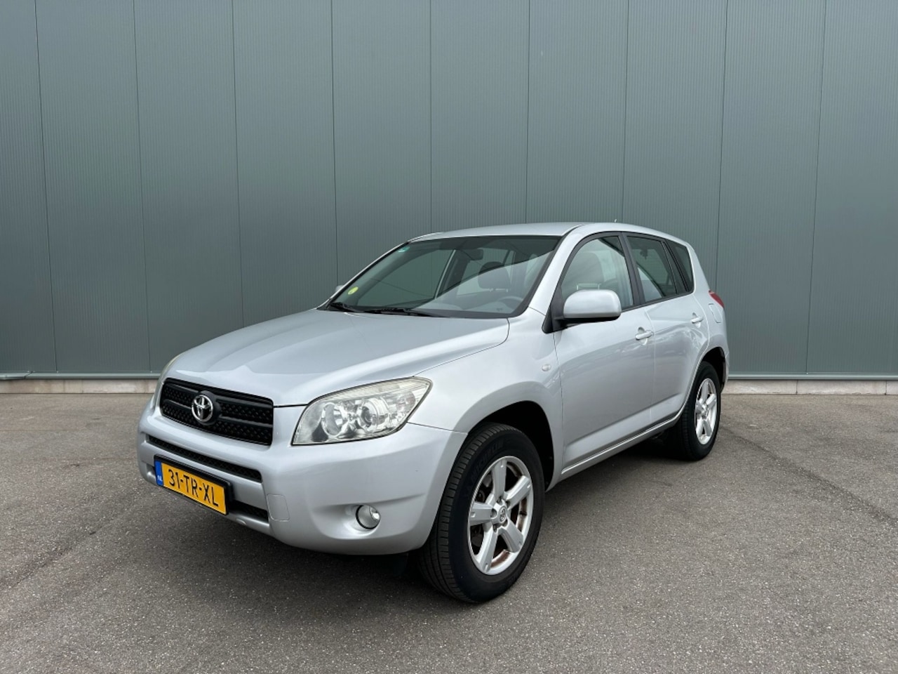 Toyota RAV4 - 2.0 VVTi Linea Sol 4WD | AIRCO | AUTOMAAT ! - AutoWereld.nl