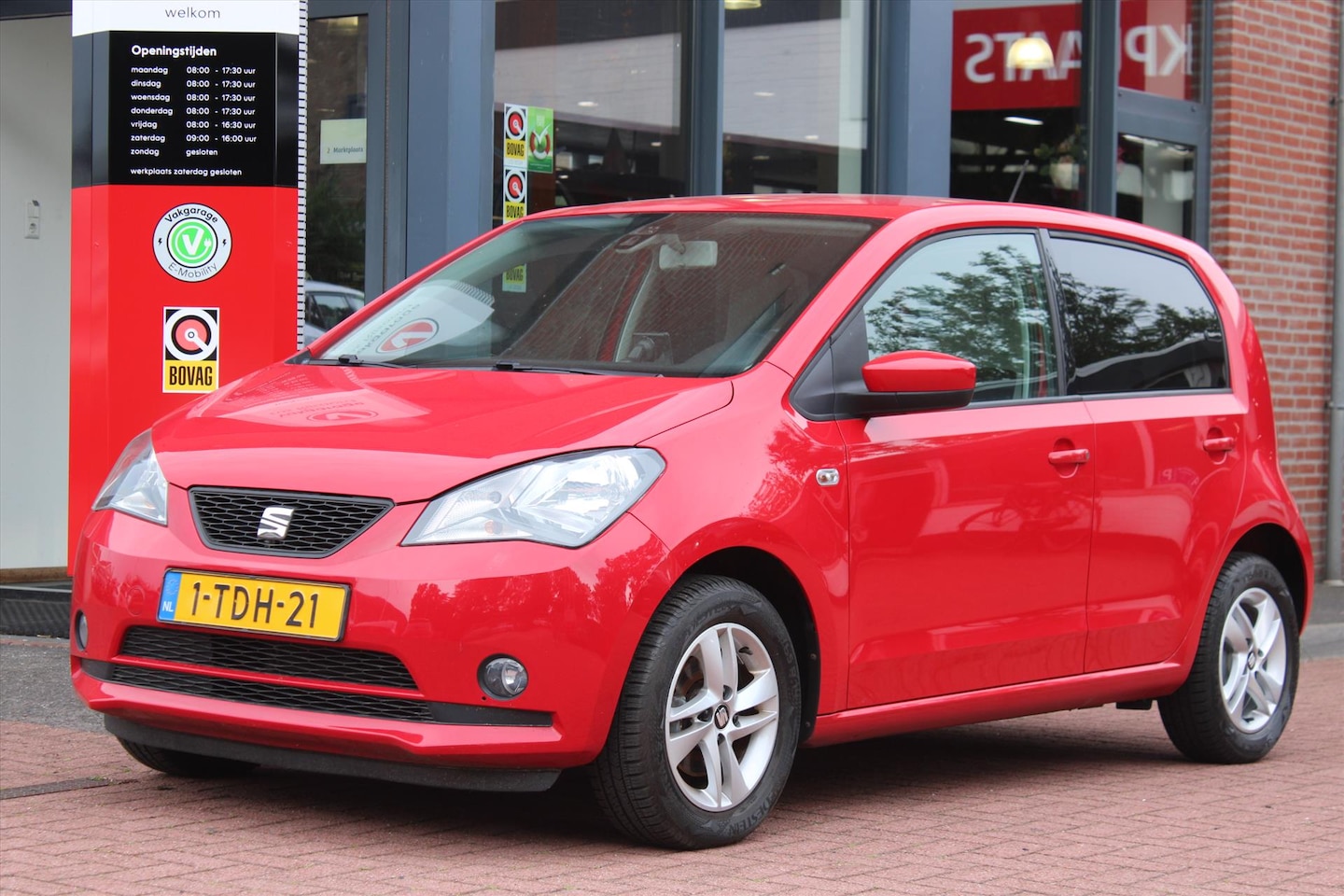 SEAT Mii - 1.0 Aut. *Chill Out* | Cruise Control | A/C | PDC | Privacy | Bluetooth | Leuk!! | Topper - AutoWereld.nl