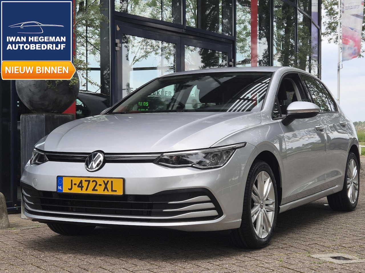 Volkswagen Golf - 1.0 TSI Life | Navigatie via Apple carplay | Climate Control | Parkeersensoren | Licht met - AutoWereld.nl