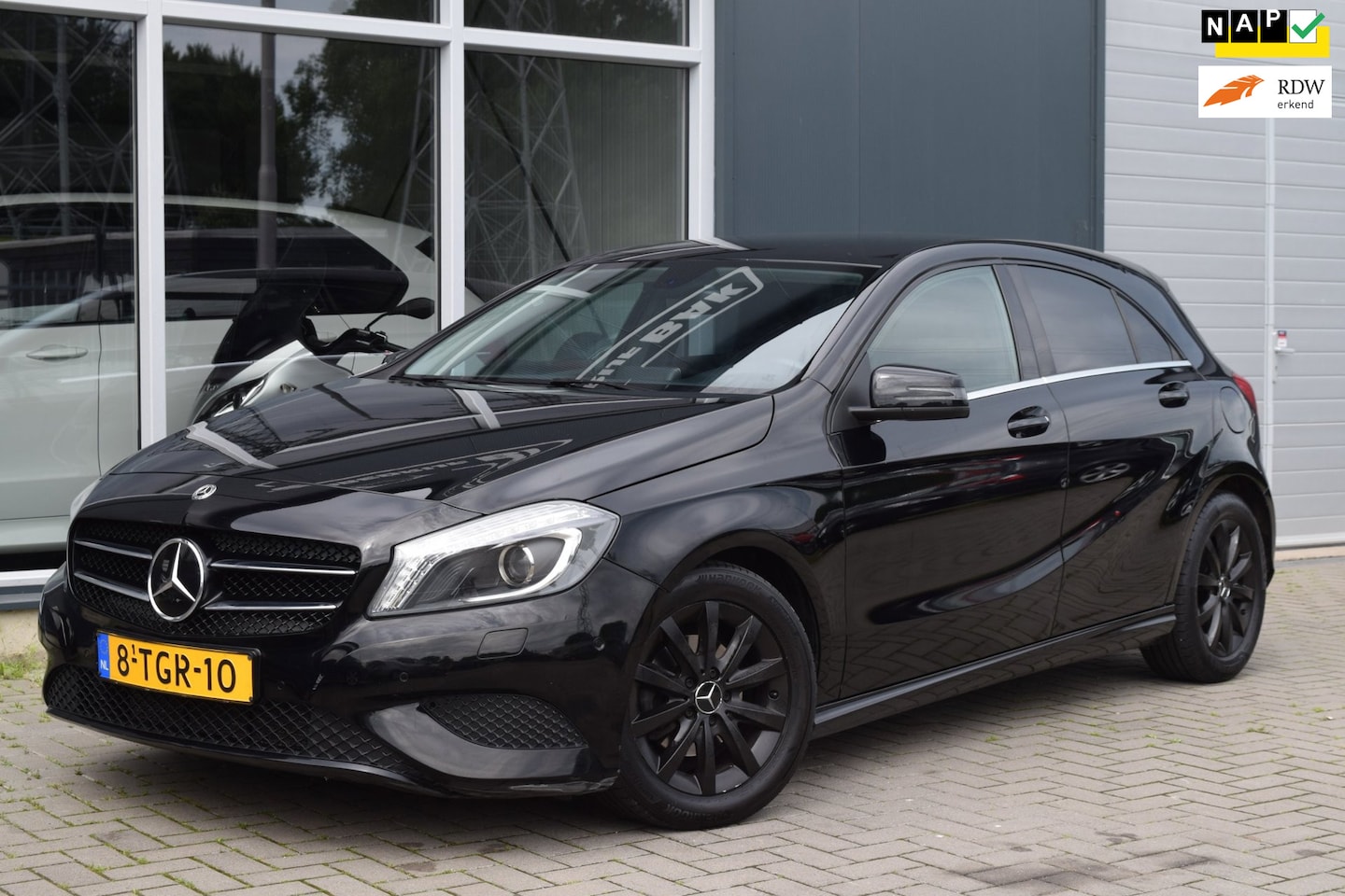 Mercedes-Benz A-klasse - 180 4U3 | Airco | Cruise | APK 6-2027 - AutoWereld.nl