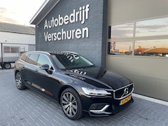 Volvo V60 - 2.0 T8 Twin Engine AWD inscription stoelverwarming trekhaak leer
