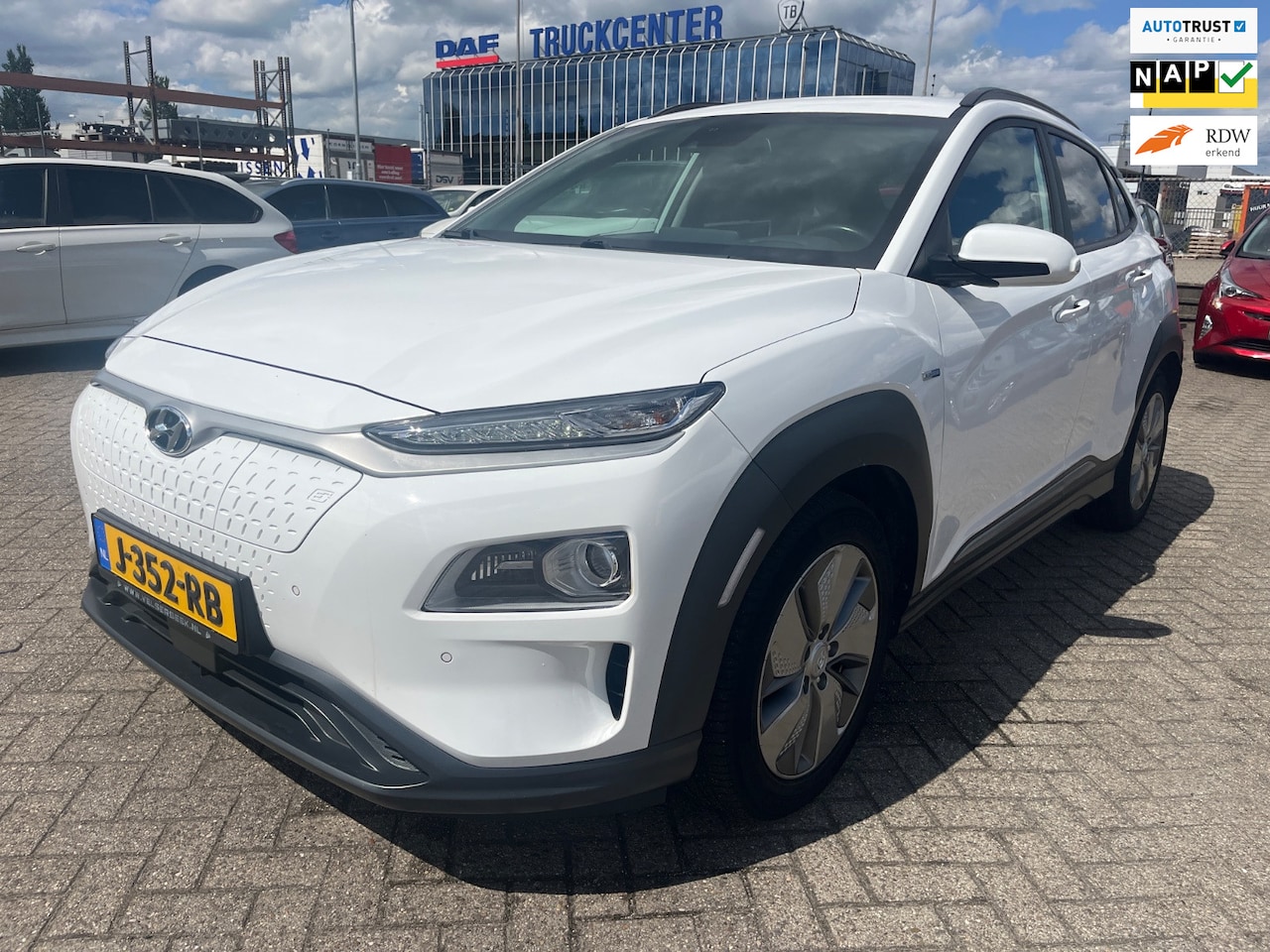 Hyundai Kona Electric - EV Premium 64 kWh - AutoWereld.nl