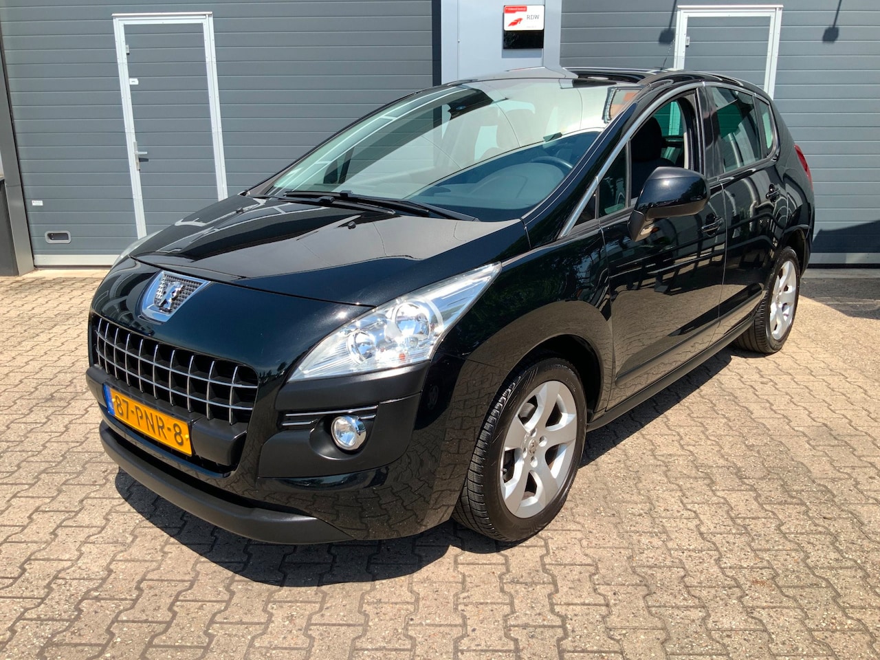 Peugeot 3008 - 1.6 VTi ST 120PK Panodak Navi APK 7-2027 - AutoWereld.nl