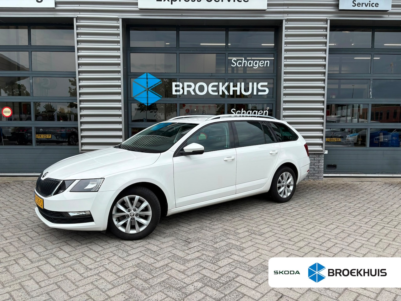 Skoda Octavia Combi - 1.0 TSI Greentech Ambition Business | Apple Carplay | Cruise control | Airco automatisch | - AutoWereld.nl