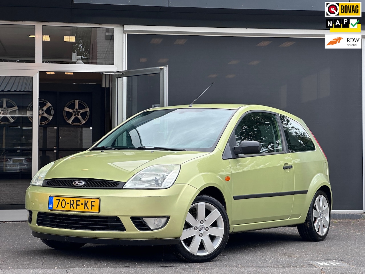 Ford Fiesta - 1.3 Futura MEENEEMPRIJS / AIRCO / ELEKT RAMEN - AutoWereld.nl