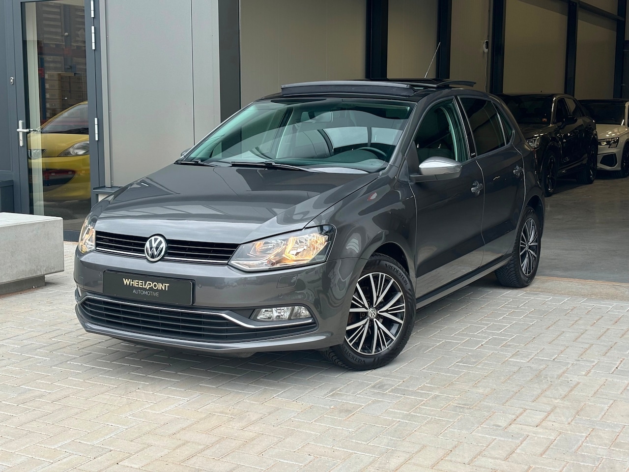 Volkswagen Polo - 1.2 TSI Highline|PANO|Stoelverwarming|Cruise - AutoWereld.nl