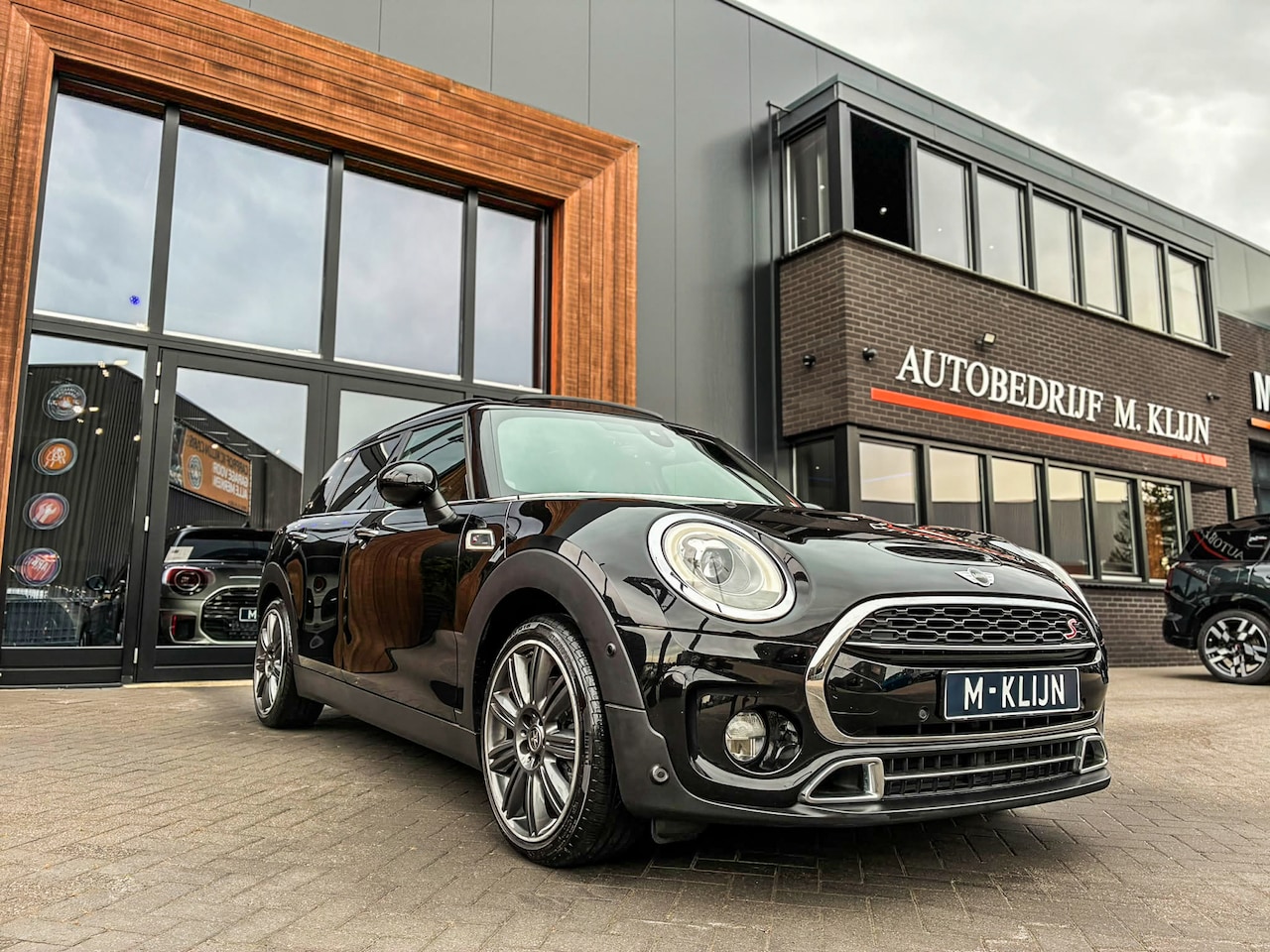 MINI Clubman - Mini 2.0 Cooper S Chili F1 aut/lounge/camera/hk/pano/np:55.000/vol - AutoWereld.nl