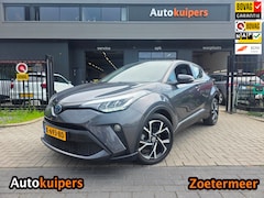 Toyota C-HR - 1.8 Hybrid Dynamic | Met o.a. adaptieve cruise control, lane-assist, navigatie, achteruitr