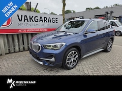 BMW X1 - xDrive25e Executive xLine 18"/Keyless/Memory + stoelverwarming/Camera/Elektrische Klep/LED