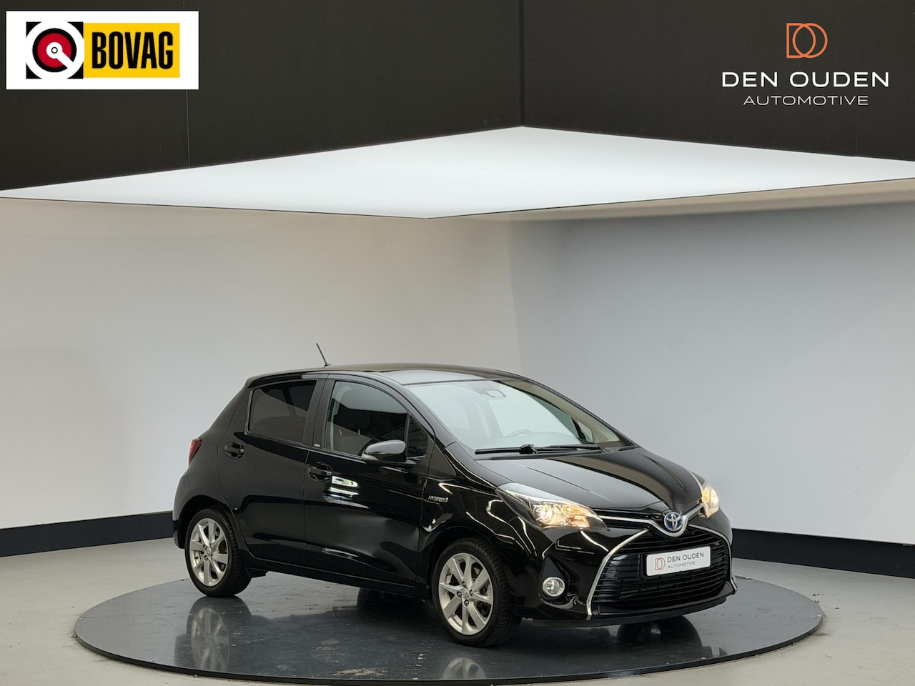 Toyota Yaris - 1.5 Hybrid Trend | Automaat | Cam achter | Stoel verw | 16 Lm velgen - AutoWereld.nl