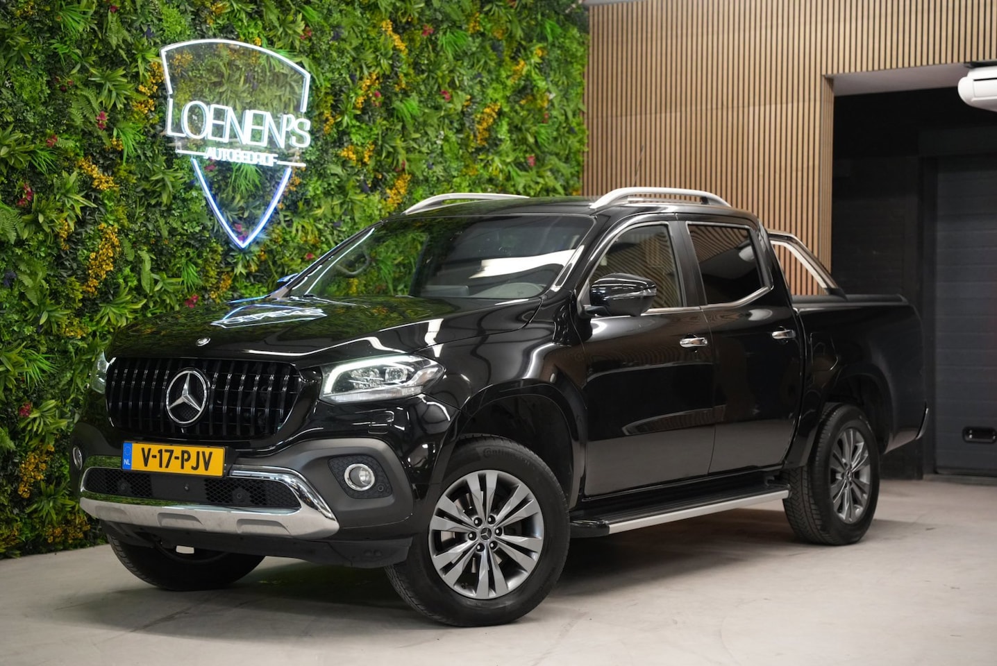 Mercedes-Benz X-klasse - 250 d 4-MATIC / Camera / Trekhaak / Cruise - AutoWereld.nl