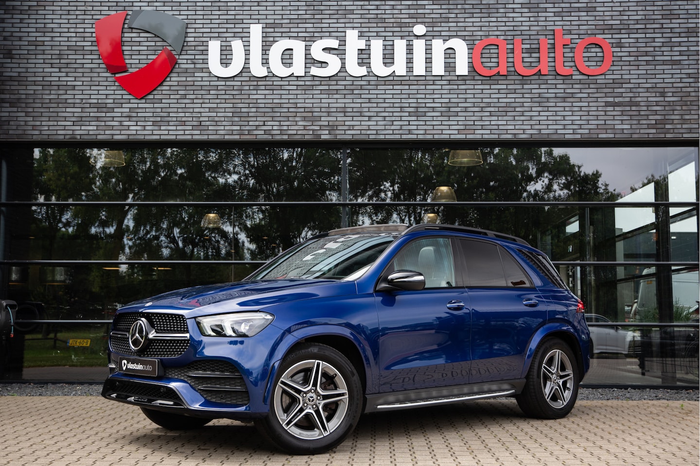 Mercedes-Benz GLE-Klasse - 350 e 4MATIC AMG-line , Panoramadak, Burmester, Memory, Adap. cruise, - AutoWereld.nl