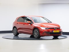 Volkswagen Golf - 1.0 TSI Life | Comfort | Carplay | Stoelv. | Camera |