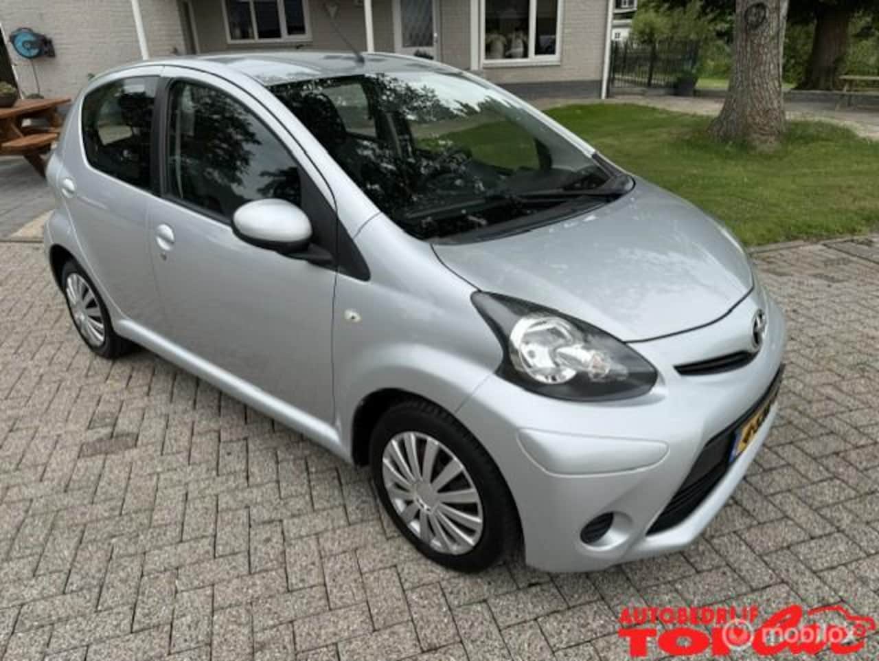 Toyota Aygo - 1.0 VVT-i Comfort 1.0 VVT-i Comfort, Airco, Apk 25-3-2027!! - AutoWereld.nl
