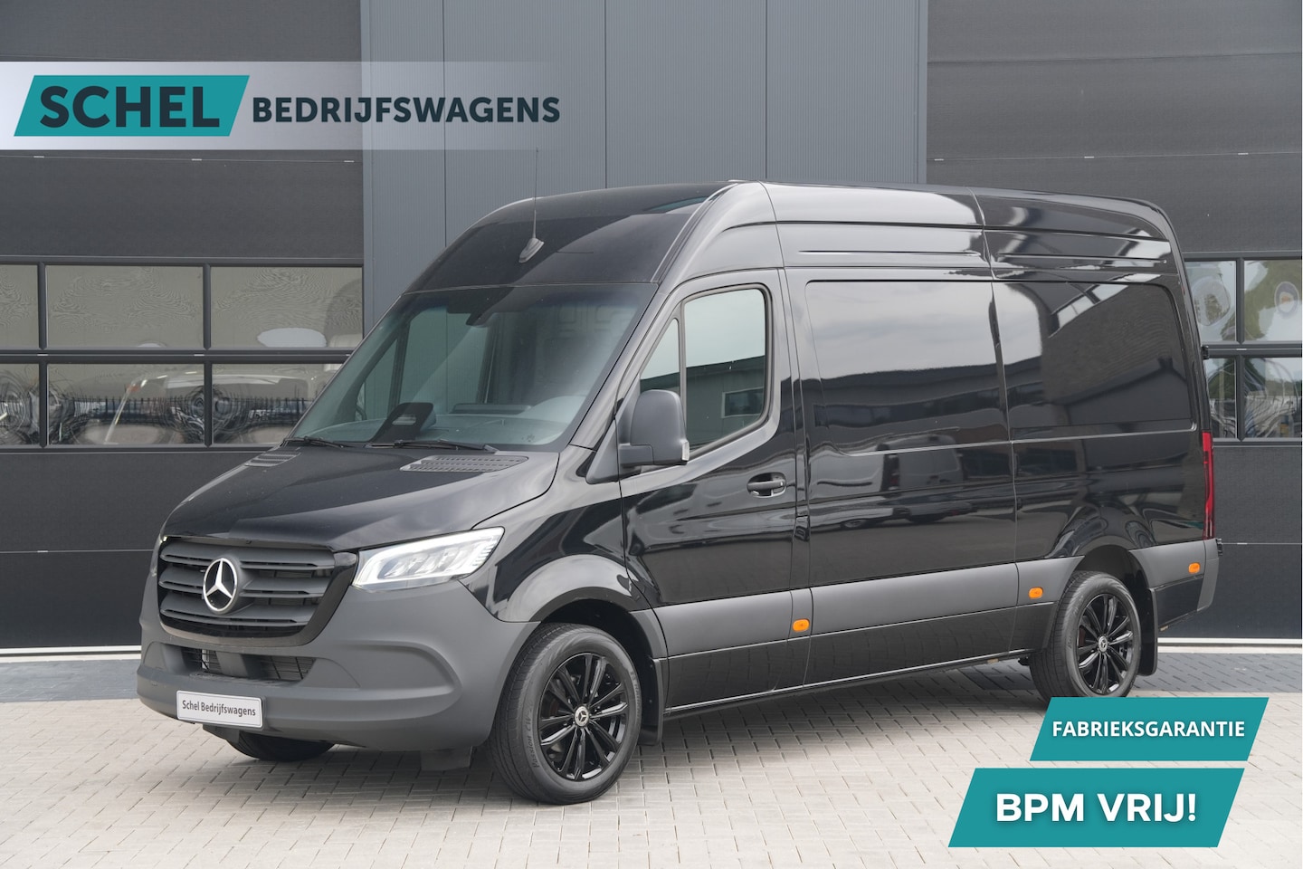Mercedes-Benz Sprinter - 317CDI L2H2 Select - LED - Mbux 10 - 3.5t Trekhaak - Geveerde Stoel - Betimmering - Camera - AutoWereld.nl