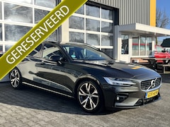 Volvo V60 - 2.0 T4 R-Design Leder Stoelverwarming Stuurwielbediening Parkeersensoren voor en achter Ap