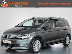 Volkswagen Touran - 1.4 TSI Highline 7-Persoons, Trekhaak, ACC, Stoelverwarming, Navigatie
