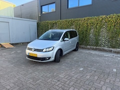 Volkswagen Touran - 1.2 TSI Highline BlueMotion 7p