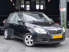 Skoda Fabia - 1.2 Drive|Trekhaak|Airco|1e eigenaar|AUX|NAP|APK