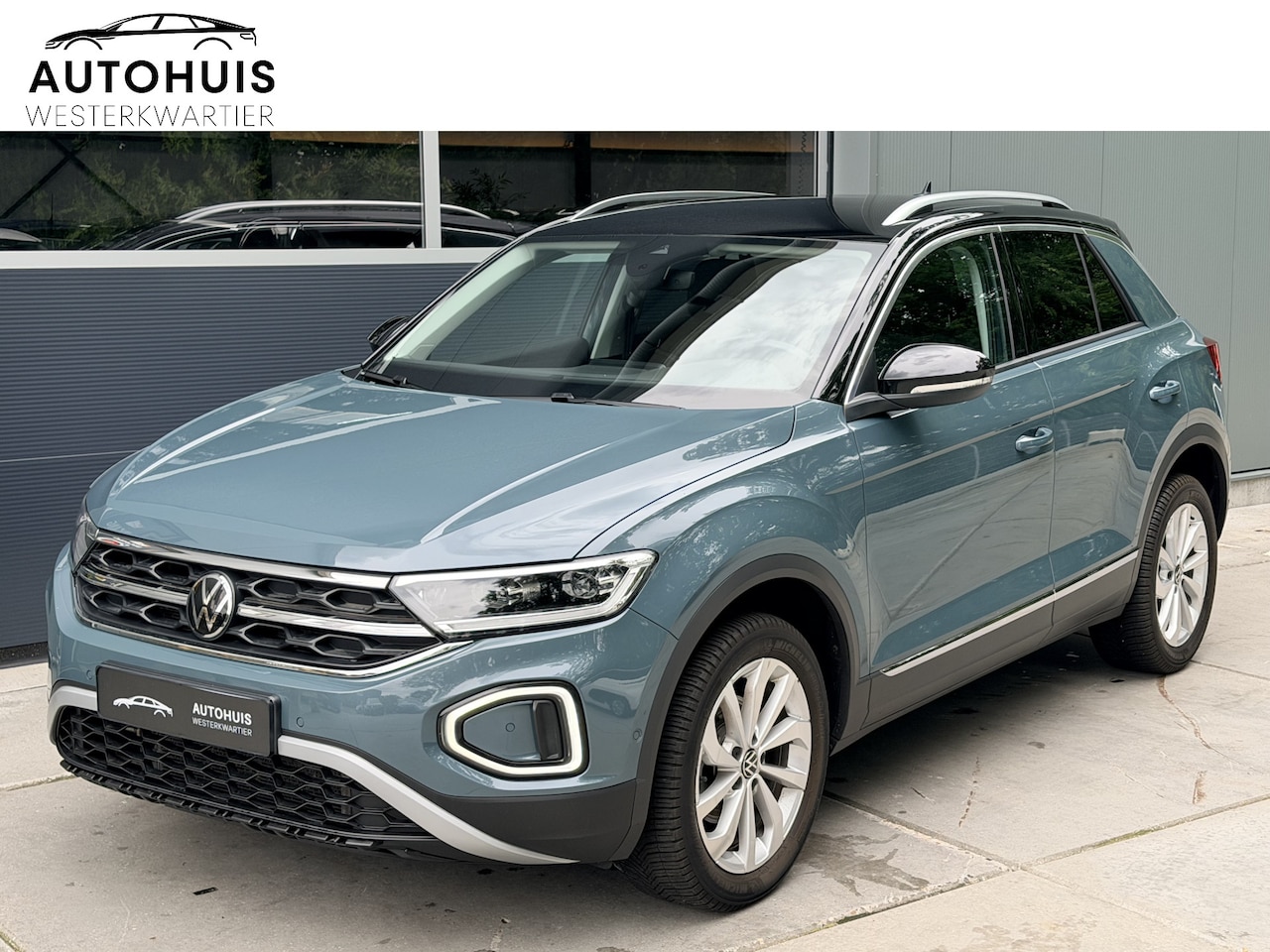 Volkswagen T-Roc - 1.5 TSI 150pk Style Virtual Cockpit Ergo stoel Trekhaak Camera Stoelverwarming Massage IQ - AutoWereld.nl