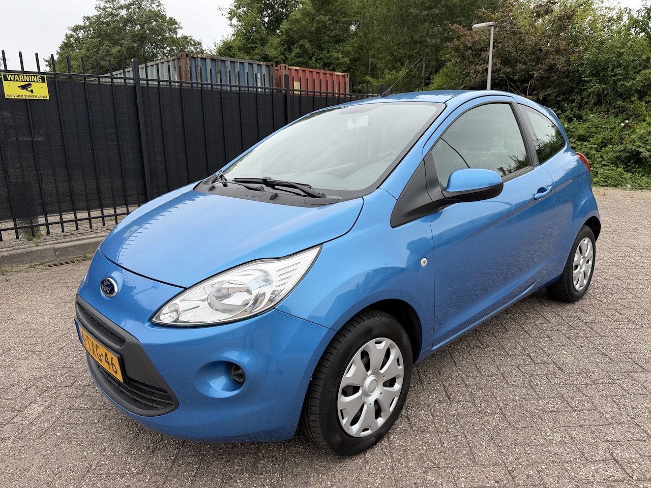 Ford Ka - 1.2 Style start/stop Airco/CV/StrBkr - AutoWereld.nl