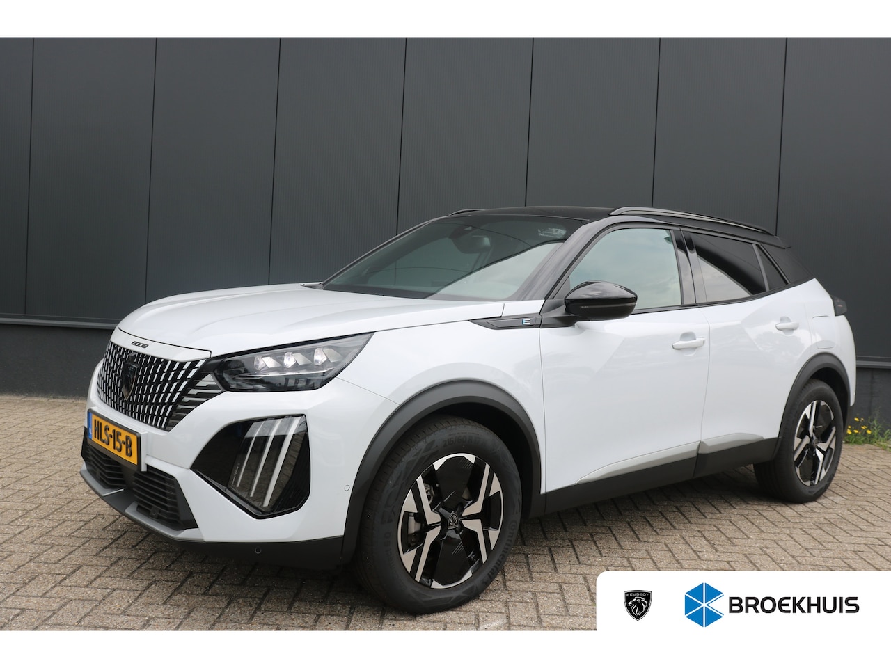 Peugeot e-2008 - EV GT Avantage 54 kWh | Navi | Camera V+A | Ad. cruise | Keyless | DAB | LMV 17"| - AutoWereld.nl
