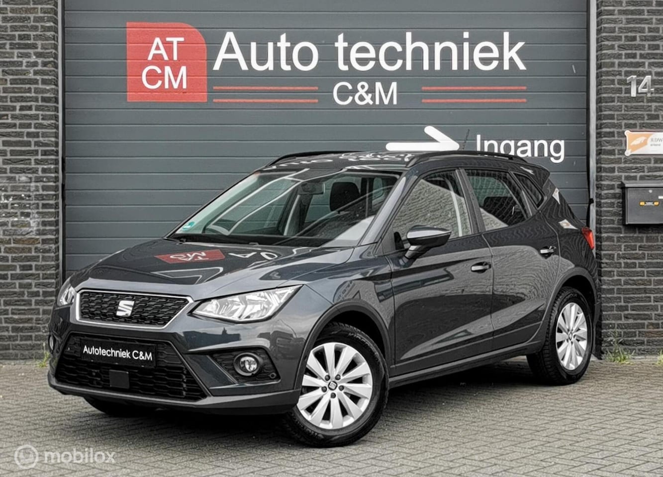 SEAT Arona - 1.0 TGI STYLE/90PK/CAMERA/CARPLAY/DAB/CRUISE/PDC/ - AutoWereld.nl