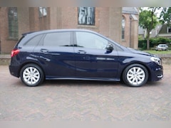Mercedes-Benz B-klasse - B180 AMG PAN.DAK - 39.000 KM - NEDERL.AUTO - BOVAG