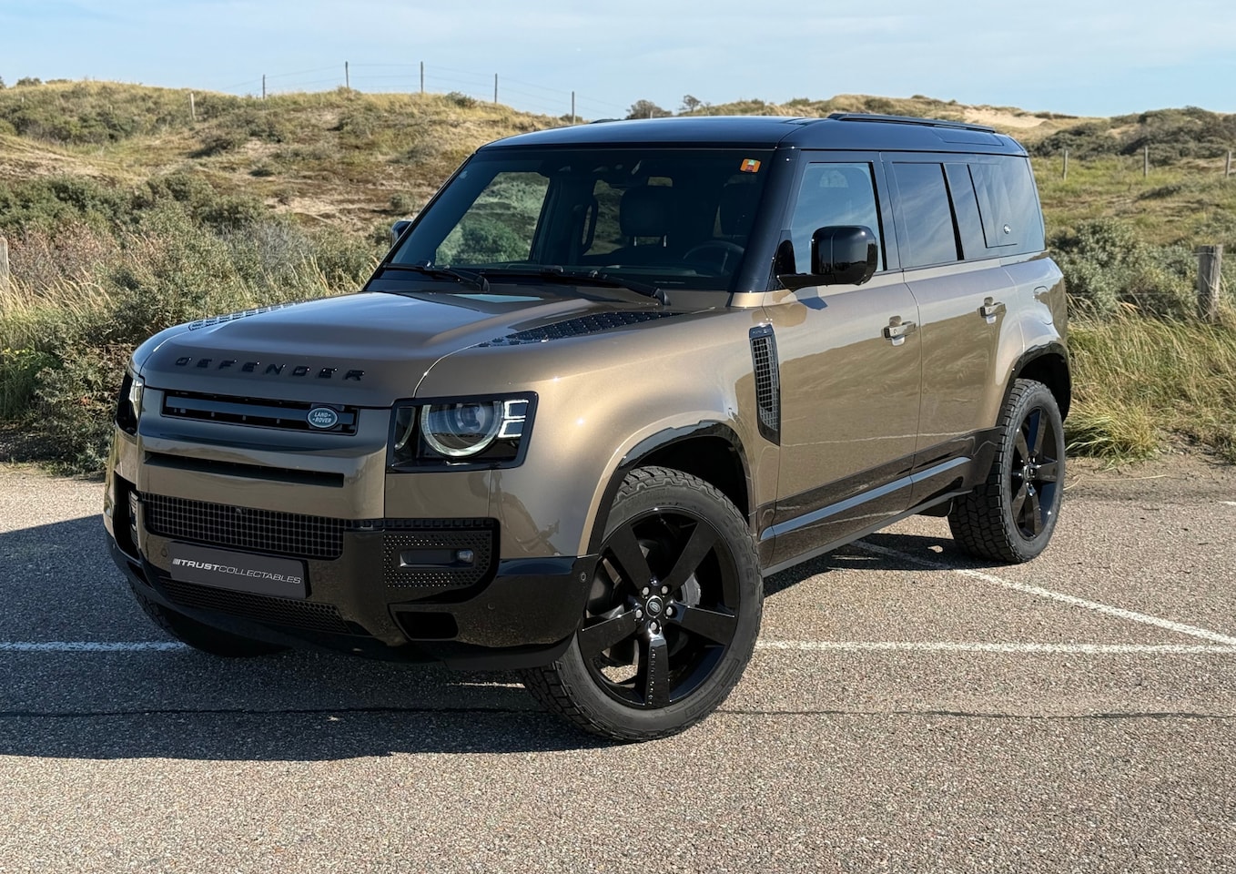 Land Rover Defender 110 - 2.0 P400e 110 X-Dynamic HSE | Pano | Trekhaak | 22" | FULL - AutoWereld.nl
