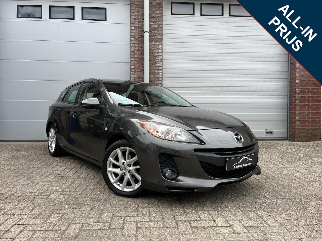 Mazda 3 - 1.6 Navigator Dealer oh/N.a.p./Trekhaak/Garantie - AutoWereld.nl