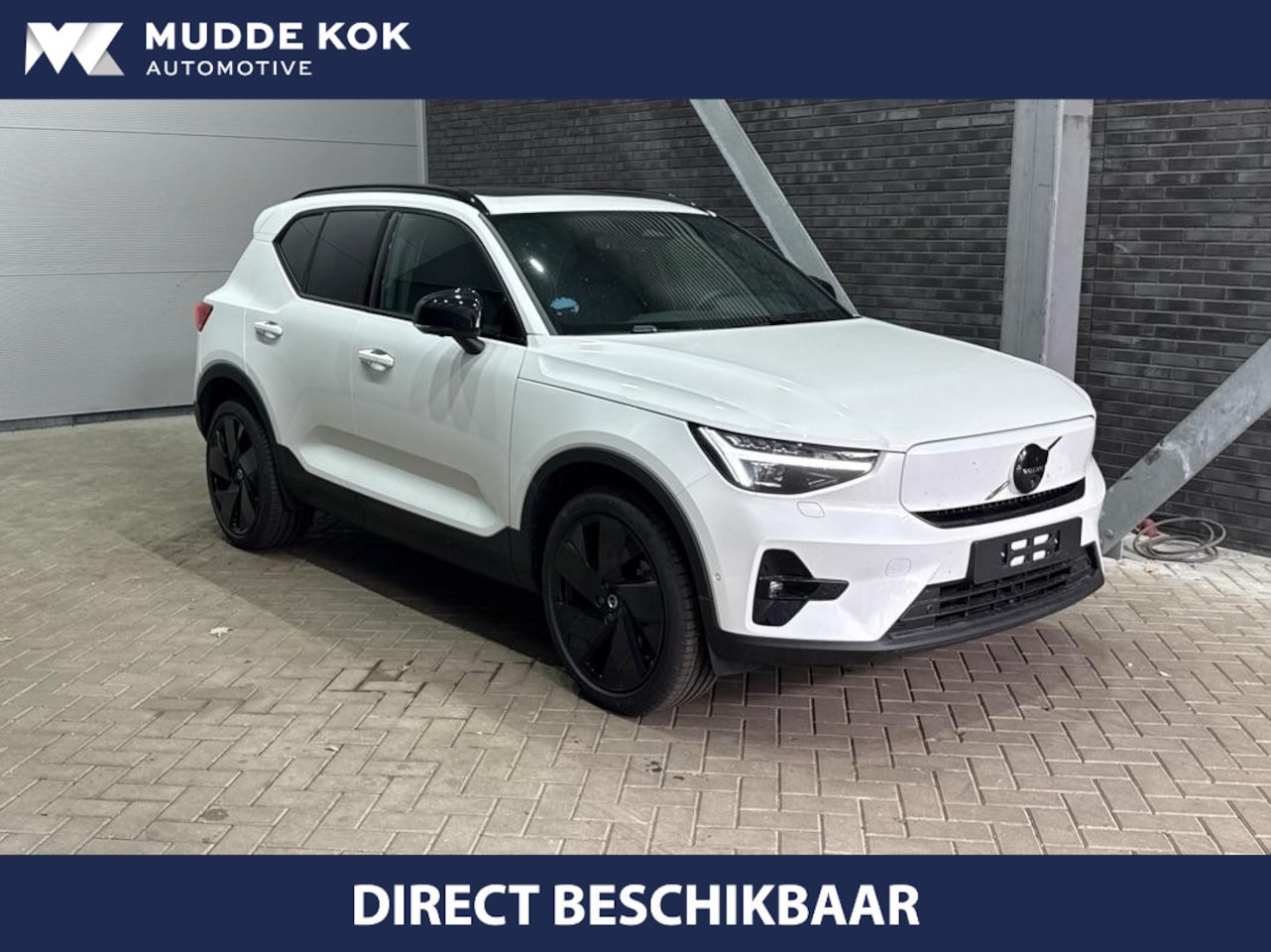 Volvo EX40 - Single Motor Extended Range Plus Black Ed. 82 kWh | ACC | Panoramadak | 360° Camera | Harm - AutoWereld.nl