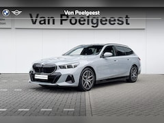 BMW 5-serie Touring - 520i | Innovation Pack | M Sport | Panoramadak | Bowers & Wilkins |