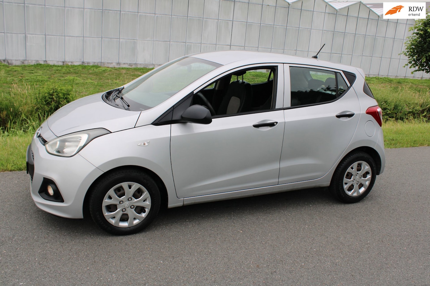 Hyundai i10 - 1.0i i-Drive 5 Drs met Airco - AutoWereld.nl