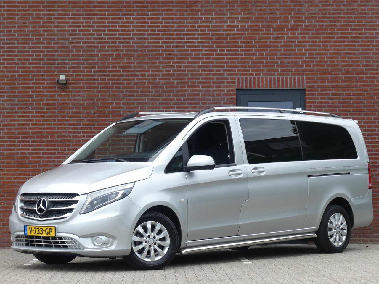 Mercedes-Benz Vito - 116 CDI Extra Lang Dubbel Cabine 6 persoons LED Dubbele schuifdeuren - AutoWereld.nl