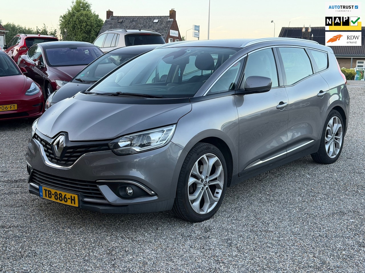 Renault Grand Scénic - 1.4 TCe Zen 7p. Winterbanden Carplay Dealer Onderhouden Nette Auto - AutoWereld.nl