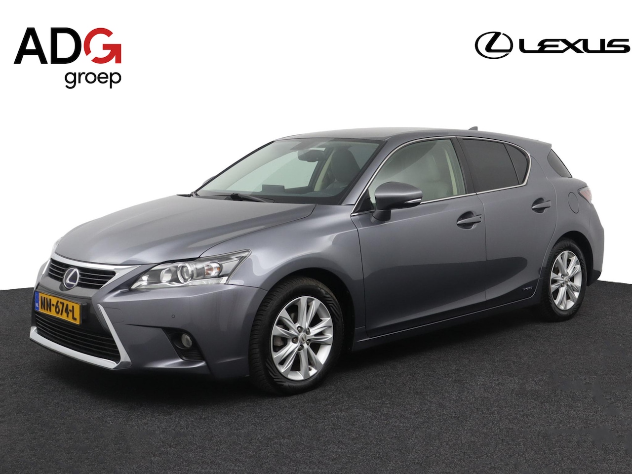 Lexus CT 200h - Business Line | Lederen bekleding | Fietsendragerbeugel | Parkeersensoren | Privacy Glass - AutoWereld.nl