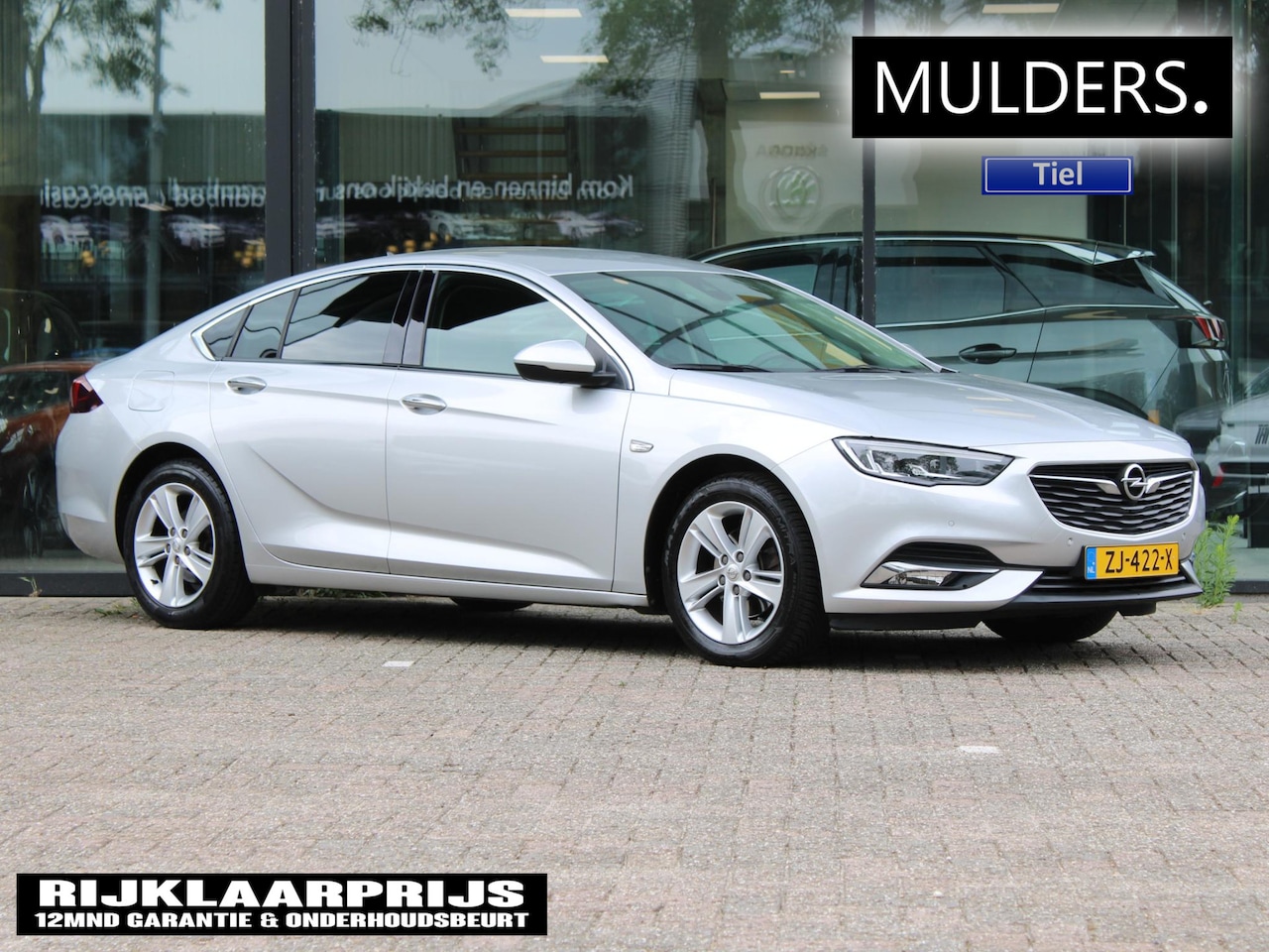 Opel Insignia Grand Sport - 1.5 Turbo Innovation | Navi / Camera / Climate - AutoWereld.nl