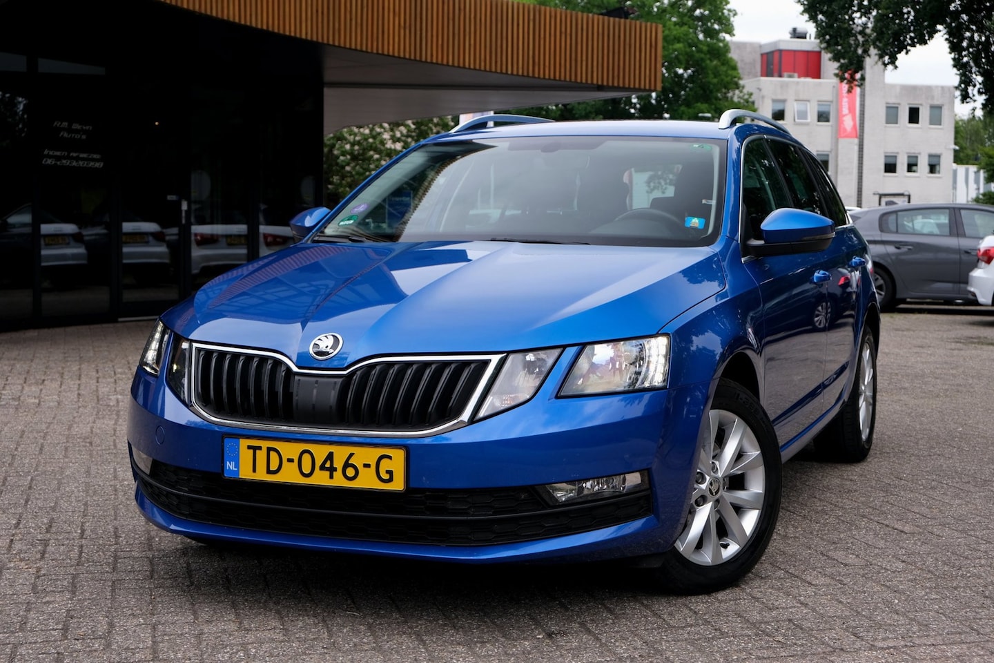 Skoda Octavia Combi - 1.5 TSI Greentech Ambition Business|Rijklaar!|Trekhaak|Carplay|AndroidAuto||Stoelverwarmin - AutoWereld.nl
