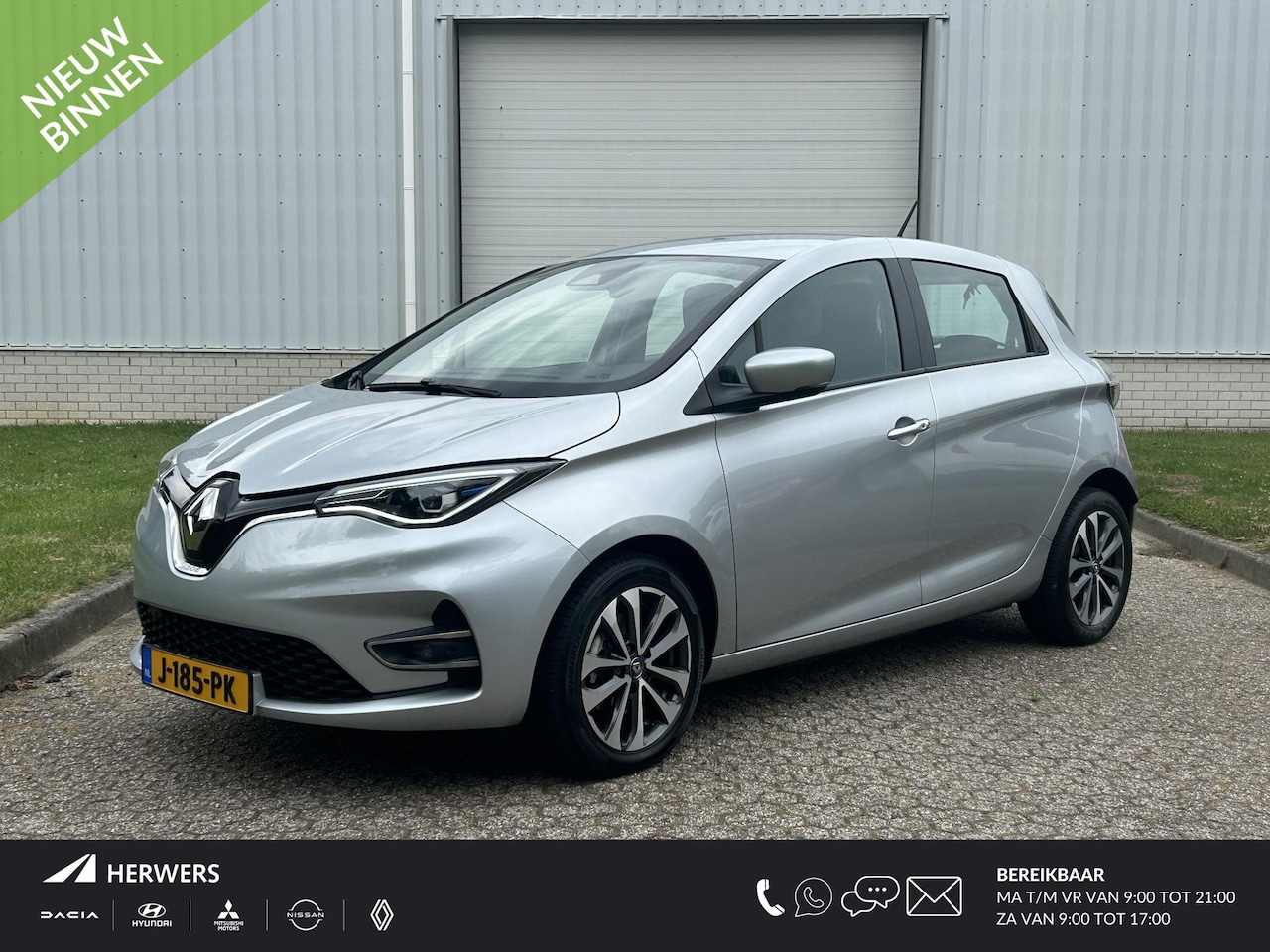 Renault Zoe - R135 Zen 52 kWh / Groot Navigatie Scherm / 1e Eigenaar / Dealer Onderhouden / Achteruitrij - AutoWereld.nl