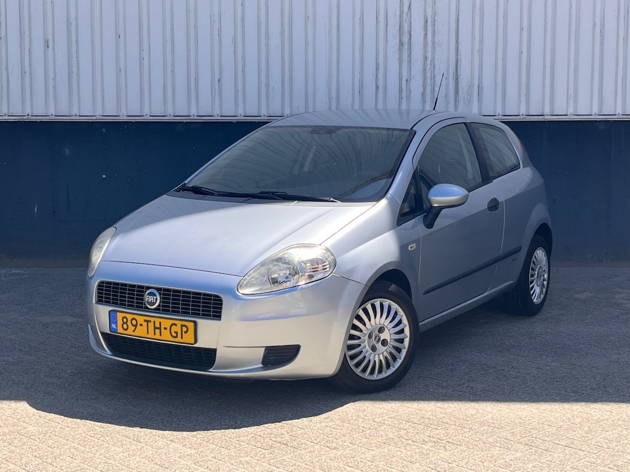 Fiat Grande Punto - 1.2 Sportsound | Nieuwe APK | 133.280km | NAP | Leuke auto ! - AutoWereld.nl