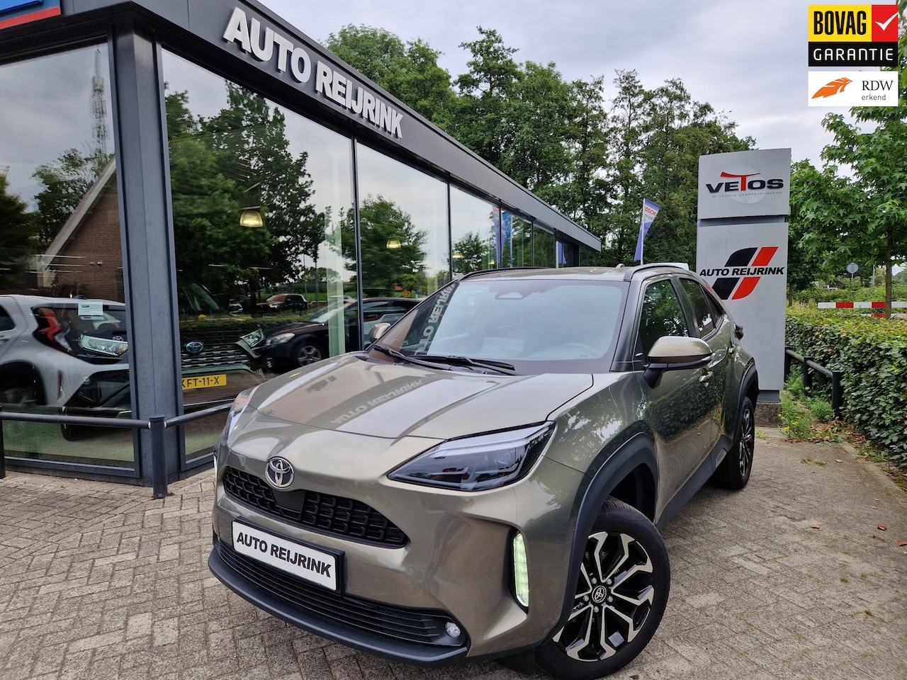 Toyota Yaris Cross - 1.5 Hybrid 115 STYLE COMFORT/STOEL-/STUUR EN VOORRUITVERW/KEYLESS - AutoWereld.nl