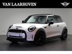 MINI Electric - Yours / Panoramadak / Sportstoelen / Achteruitrijcamera / LED / Stuurverwarming / Park Ass