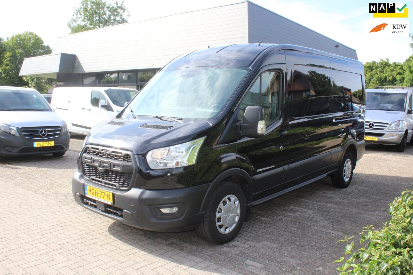 Ford Transit - 330 2.0 TDCI L3H2 Trend 330 2.0 TDCI L3H2 Trend - AutoWereld.nl
