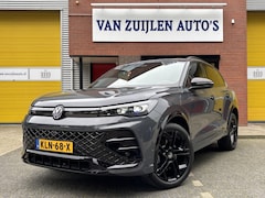 Volkswagen Tiguan - 1.5 eHybrid R-Line Black Pano Head-up Leer Trekhaak Massage 20"